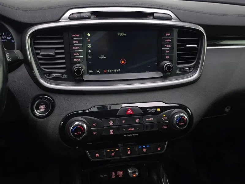 Kia Sorento 2.2 CRDI 4WD, снимка 16 - Автомобили и джипове - 54269540