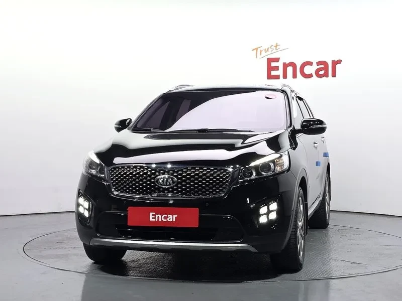 Kia Sorento 2.2 CRDI 4WD, снимка 3 - Автомобили и джипове - 54269540