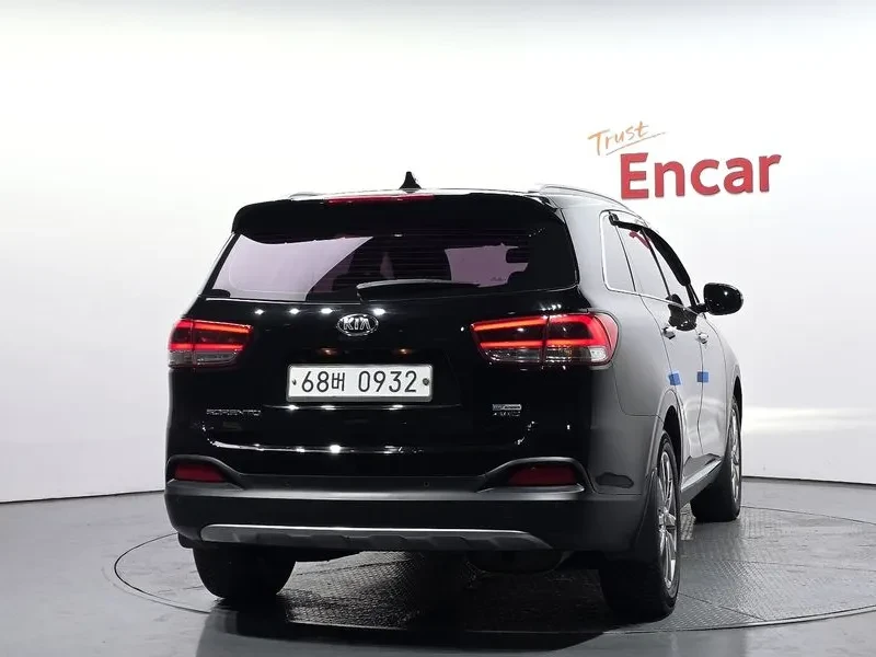 Kia Sorento 2.2 CRDI 4WD, снимка 4 - Автомобили и джипове - 54269540