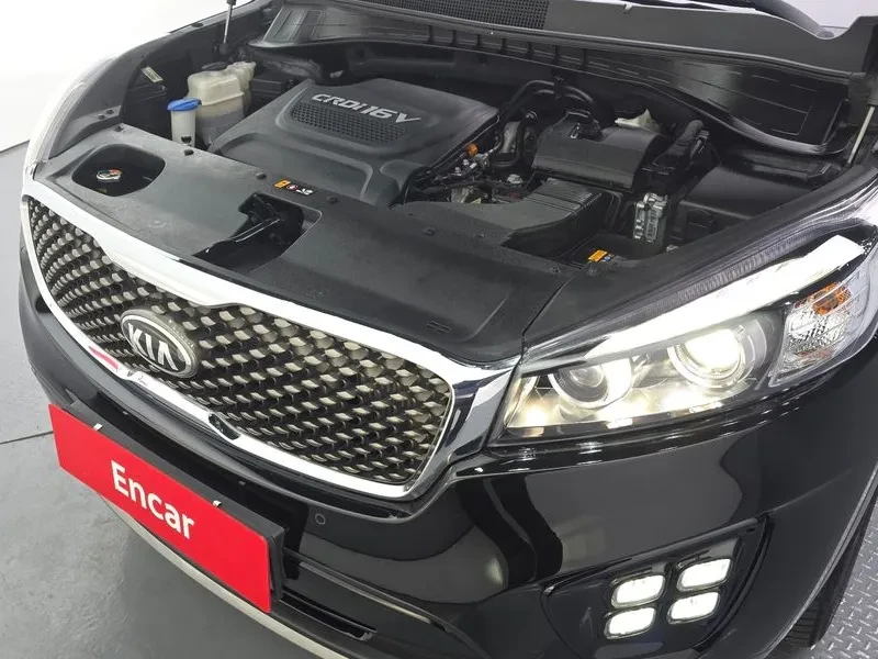 Kia Sorento 2.2 CRDI 4WD, снимка 6 - Автомобили и джипове - 54269540