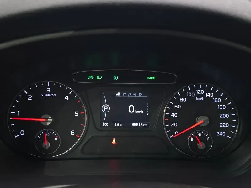 Kia Sorento 2.2 CRDI 4WD, снимка 8 - Автомобили и джипове - 54269540