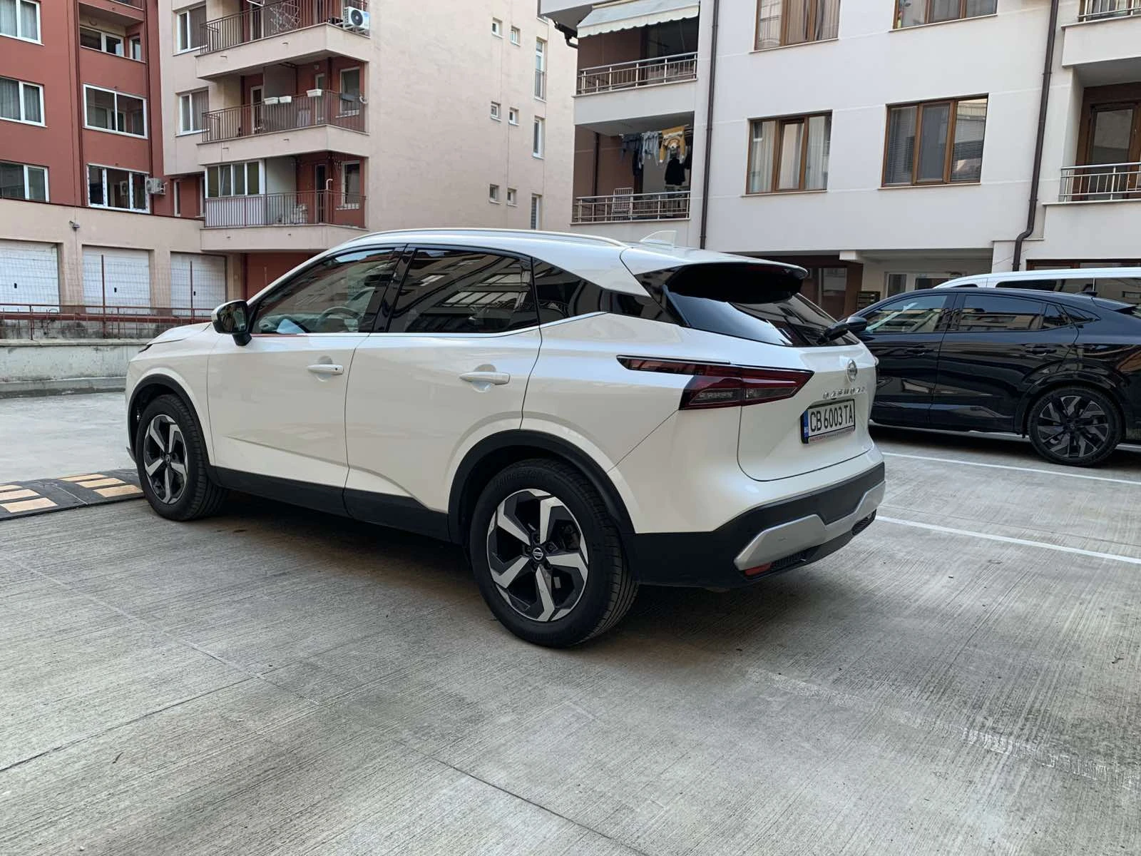 Nissan Qashqai Nissan Qashqai Tekna 4x4 - изображение 4