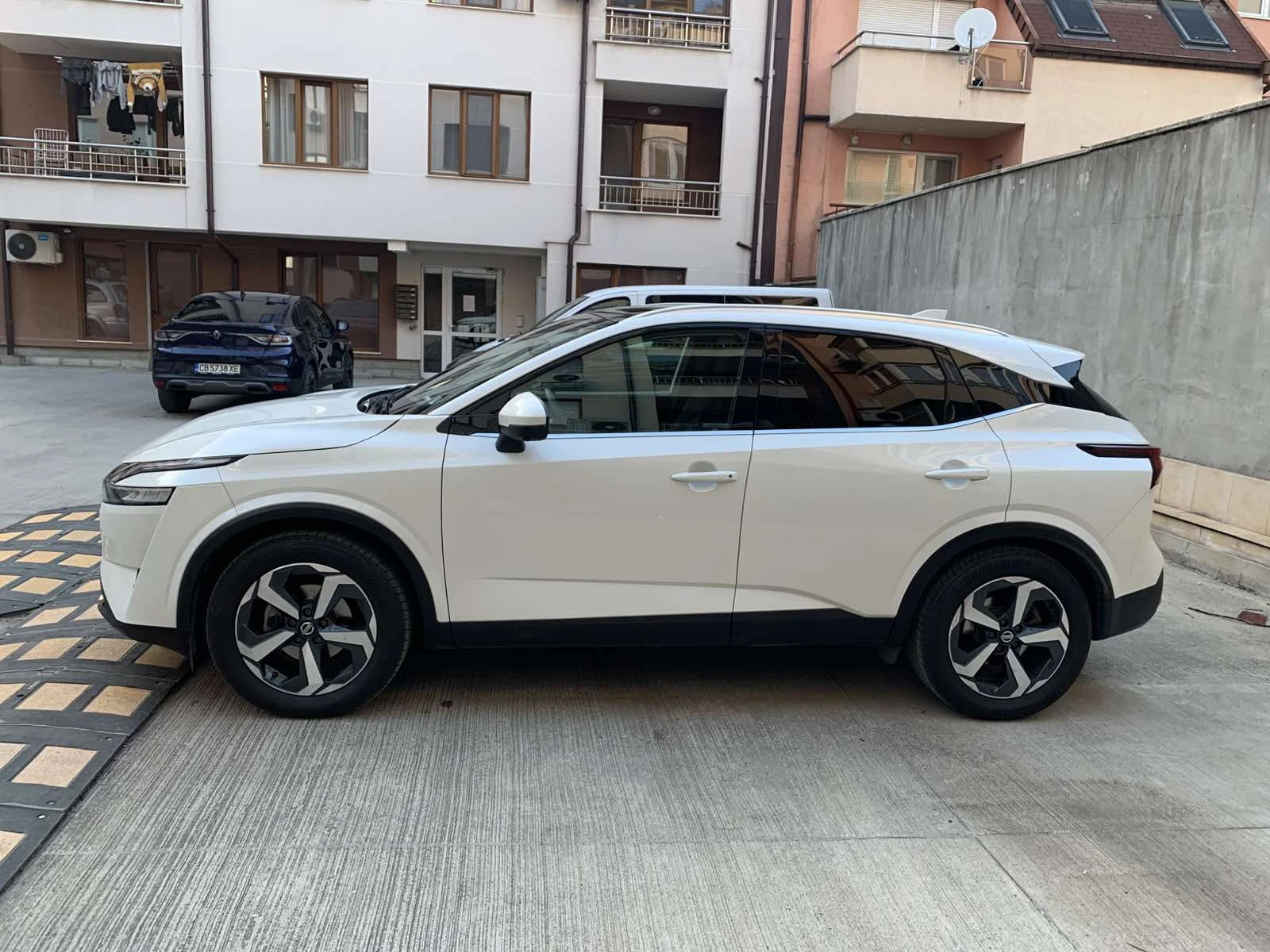 Nissan Qashqai Nissan Qashqai Tekna 4x4 - изображение 5