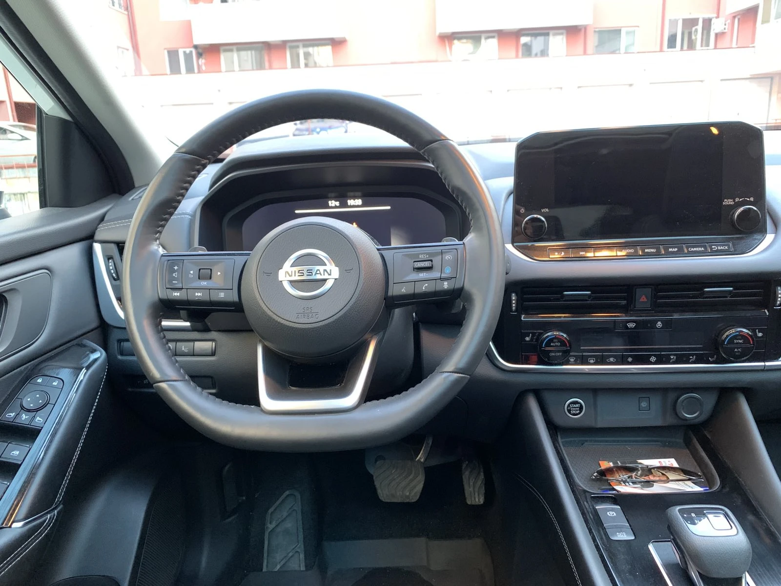 Nissan Qashqai Nissan Qashqai Tekna 4x4 - изображение 10