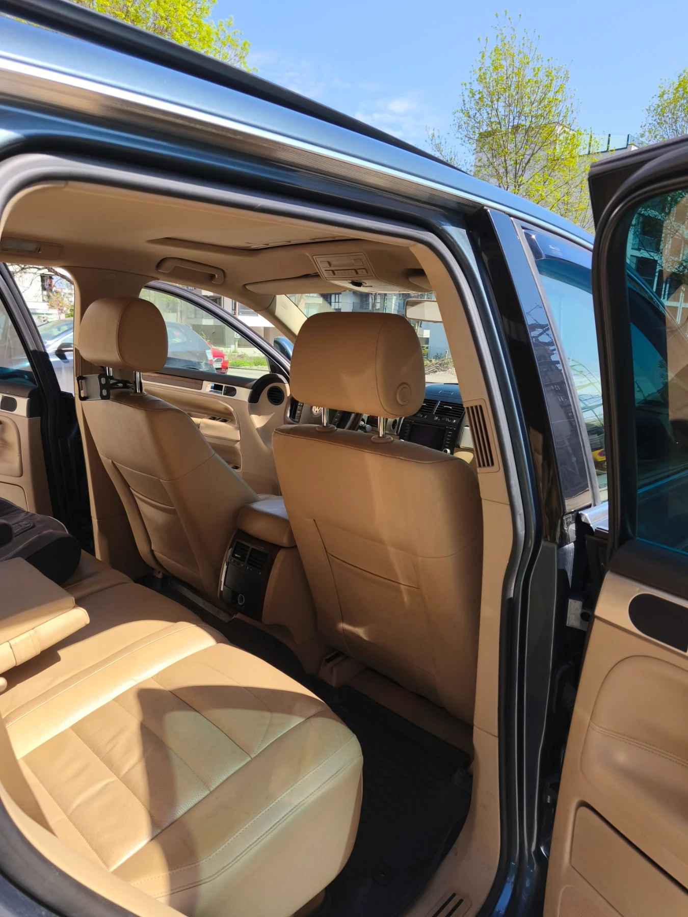 VW Touareg  - изображение 8