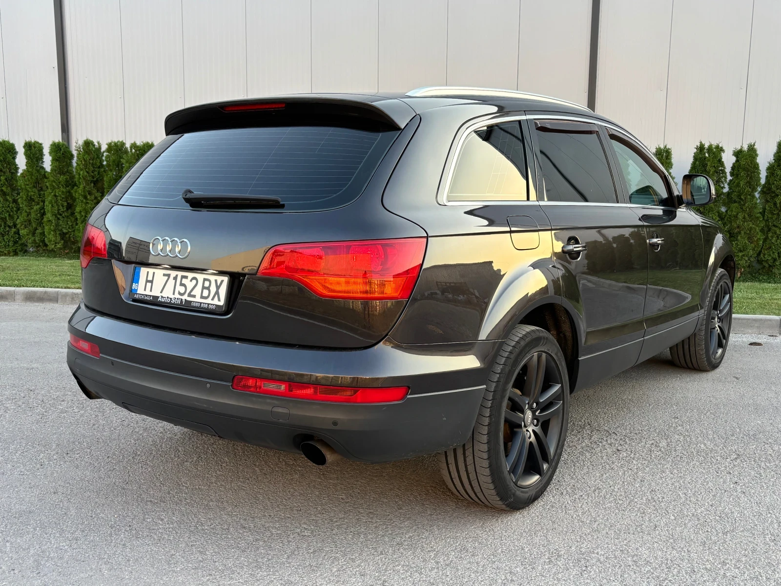 Audi Q7 3.0 TDI РЕГИСТРИРАНА/ОБСЛУЖЕНА/КАЧВАШ СЕ И КАРАШ - изображение 4