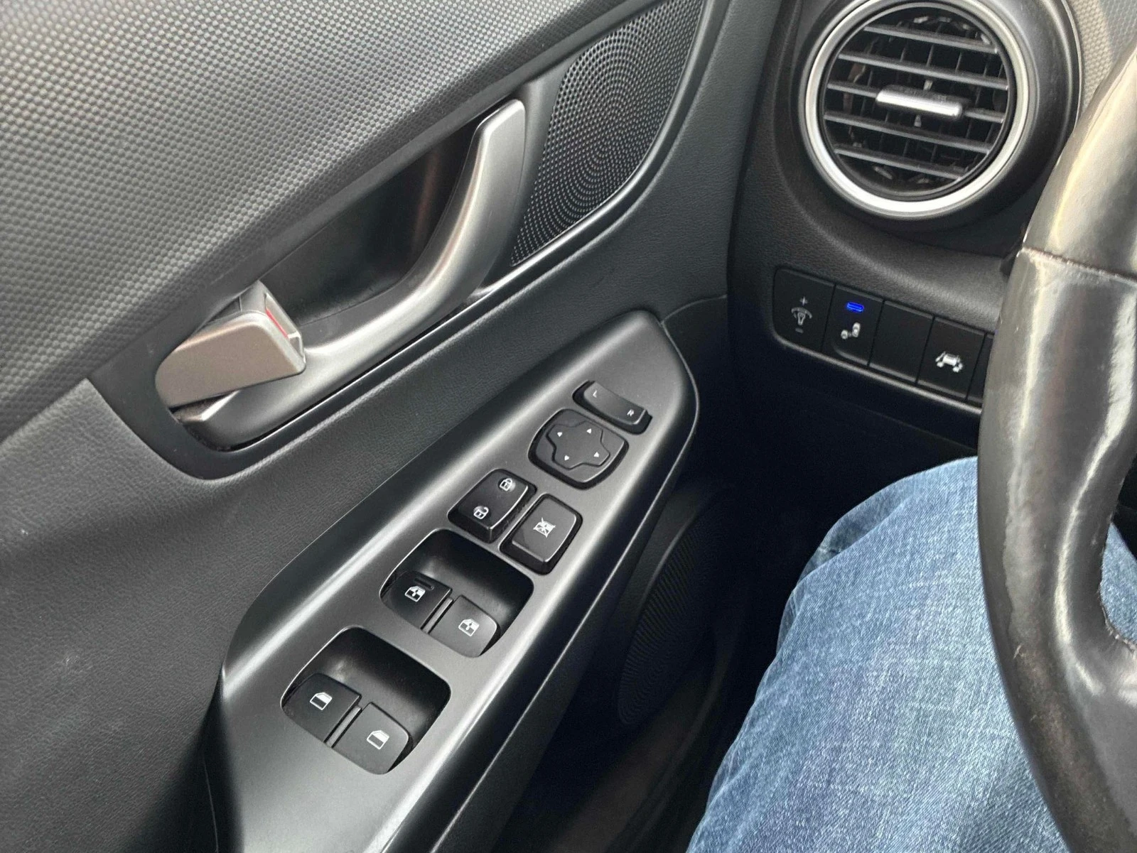 Hyundai Kona Luxury CARFAX    | Mobile.bg   9