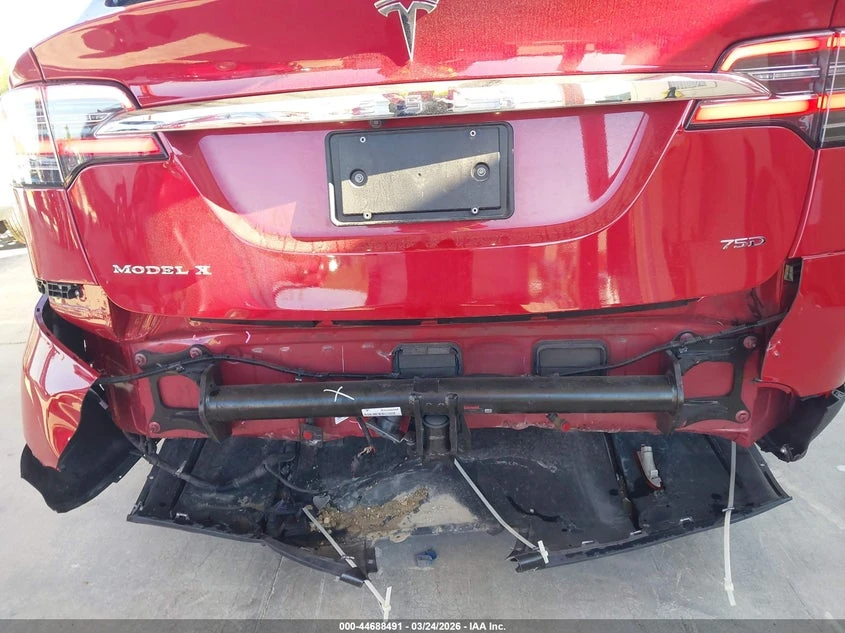 Tesla Model X 100D/75D/P100D, снимка 6 - Автомобили и джипове - 54403509
