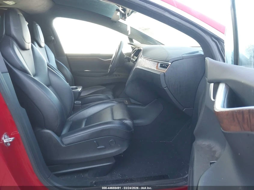 Tesla Model X 100D/75D/P100D, снимка 5 - Автомобили и джипове - 54403509
