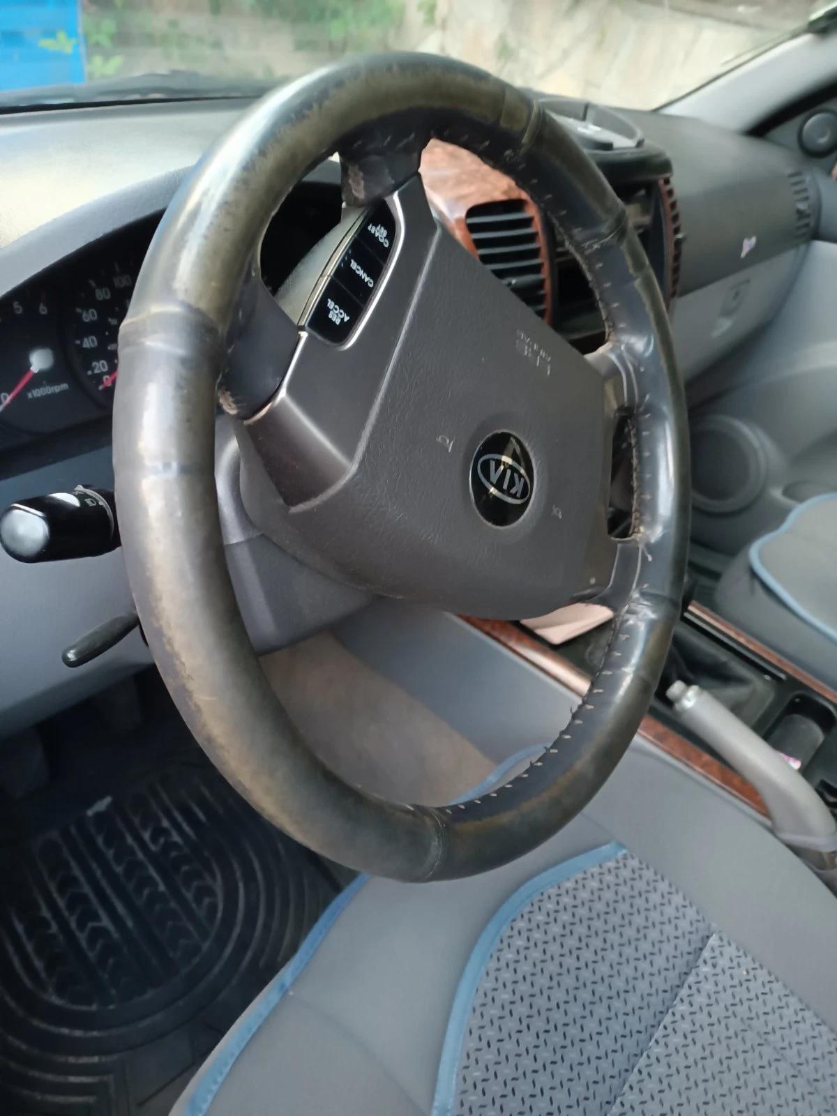 Kia Sorento, снимка 8 - Автомобили и джипове - 54409533