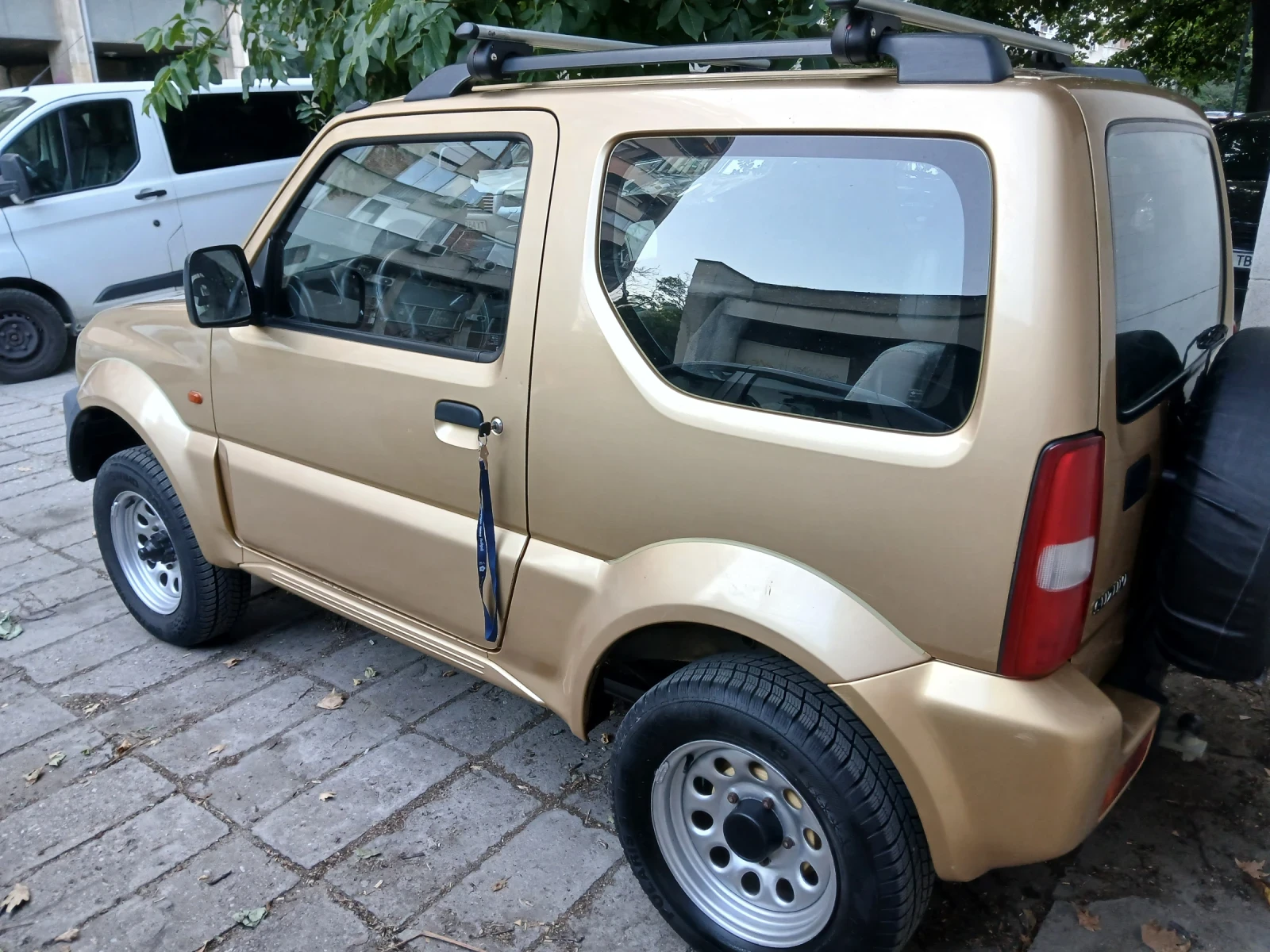 Suzuki Jimny 1.3  80 hp | Mobile.bg � ����������� 11