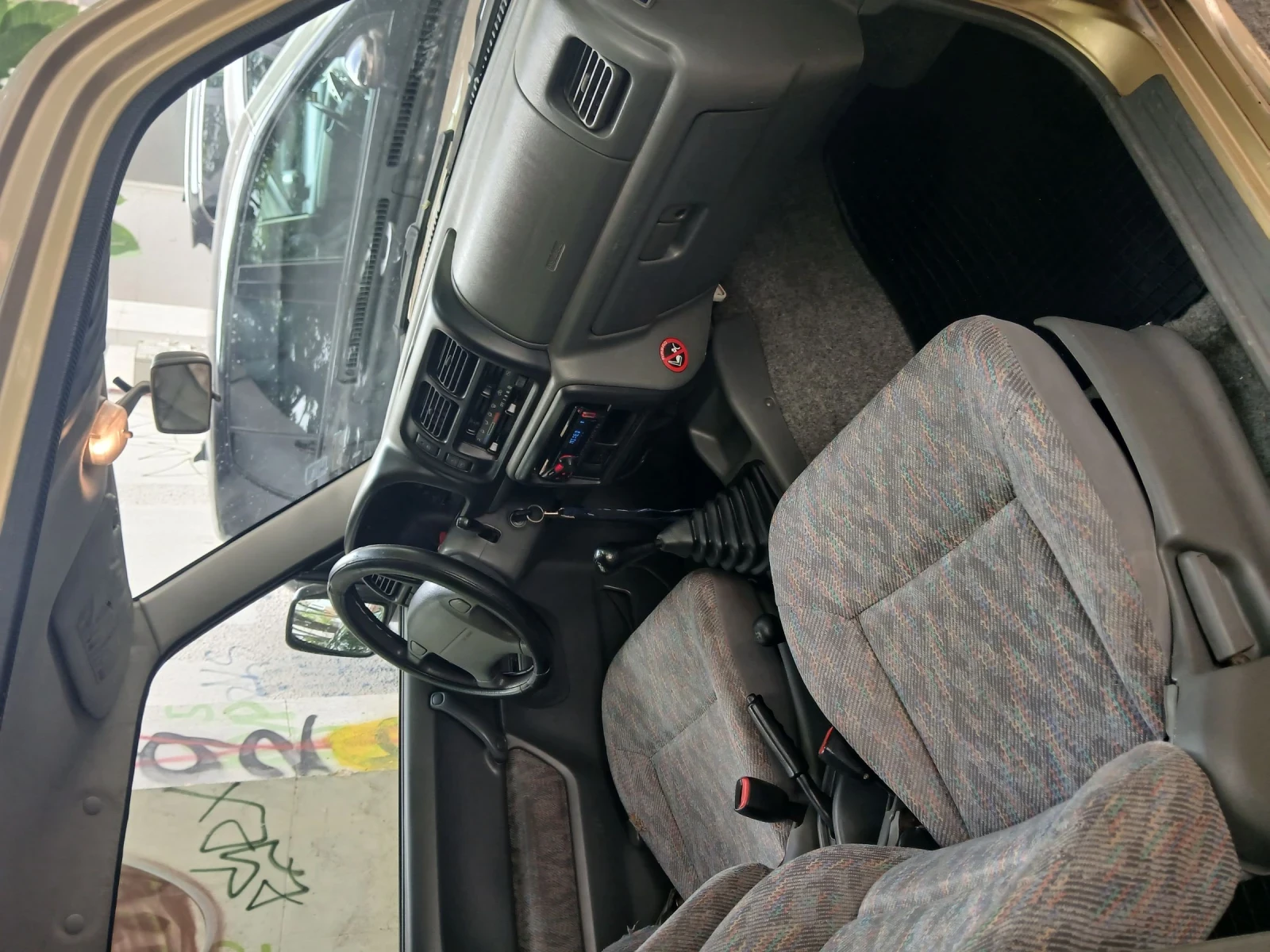 Suzuki Jimny 1.3  80 hp, снимка 4 - Автомобили и джипове - 55430165