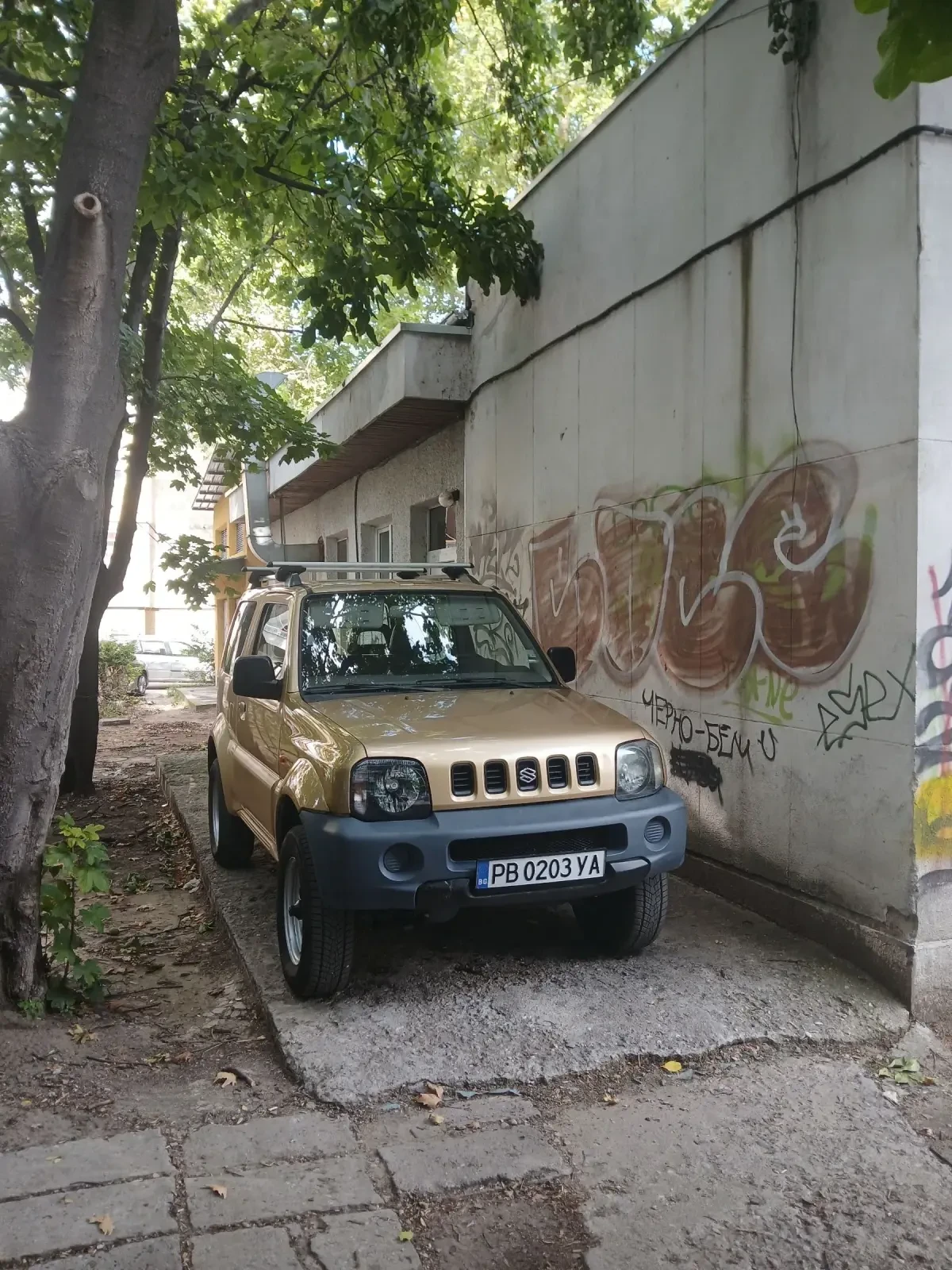 Suzuki Jimny 1.3  80 hp | Mobile.bg � ����������� 2