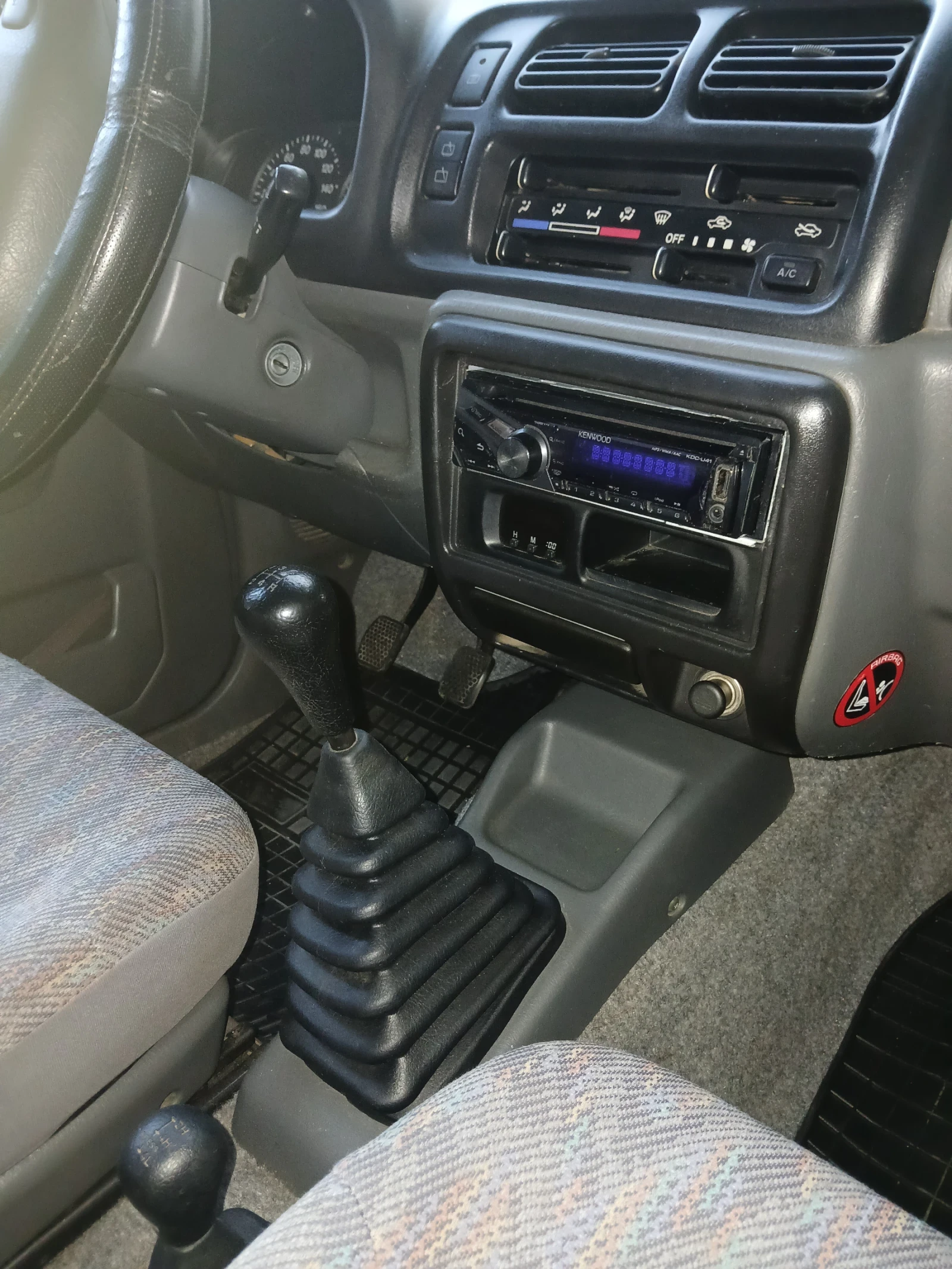 Suzuki Jimny 1.3  80 hp | Mobile.bg � ����������� 8