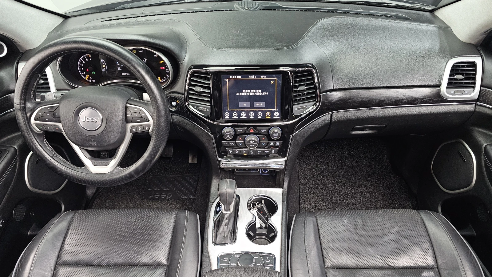 Jeep Grand cherokee SUMMIT / 3.6 / ВСИЧКИ ВЪЗМОЖНИ ЕКСТРИ ЗА МОДЕЛА !, снимка 7 - Автомобили и джипове - 55526447
