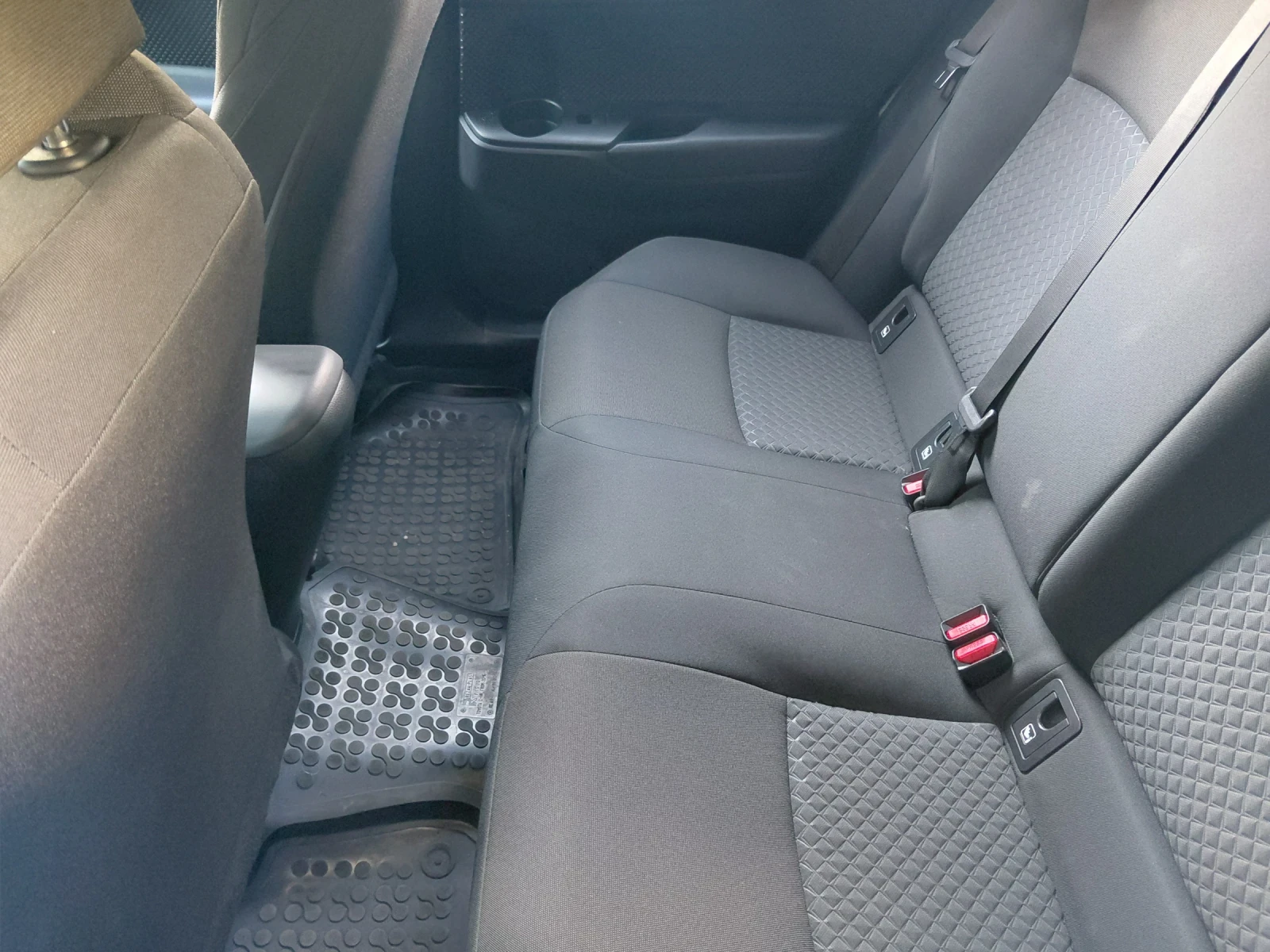 Toyota C-HR бензин, снимка 9 - Автомобили и джипове - 56067387