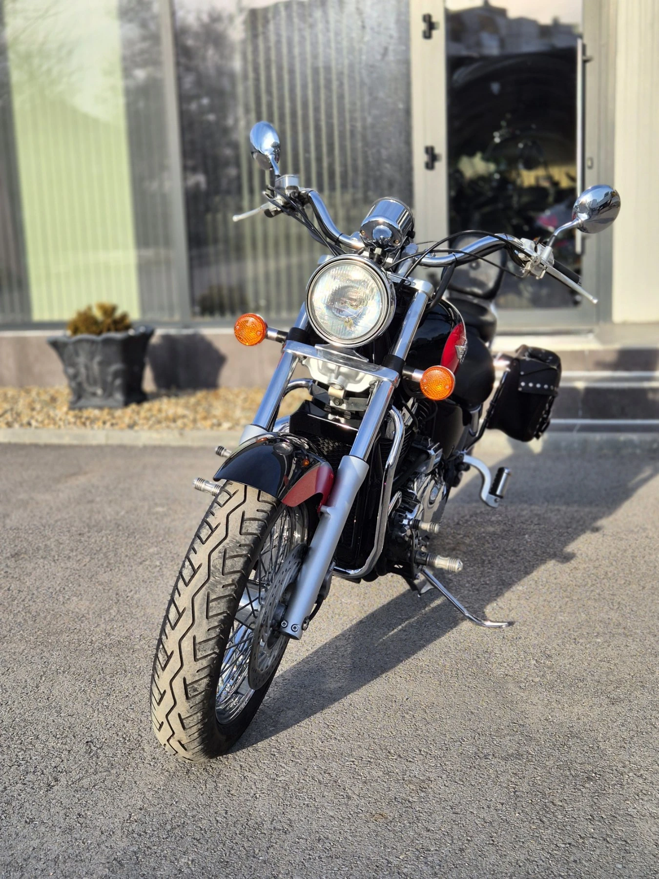 Honda Shadow VT1100 C2 Категория А2!!! Нов внос ШВЕЙЦАРИЯ! ТОП!, снимка 3 - Мотоциклети и мототехника - 53801434