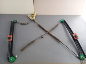 Машинка стъклоповдигач предна дясна Ауди А3 2.0тди 2врати 