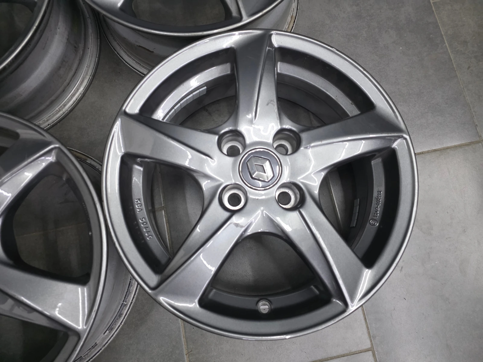 ������ | Mobile.bg � ����������� 8