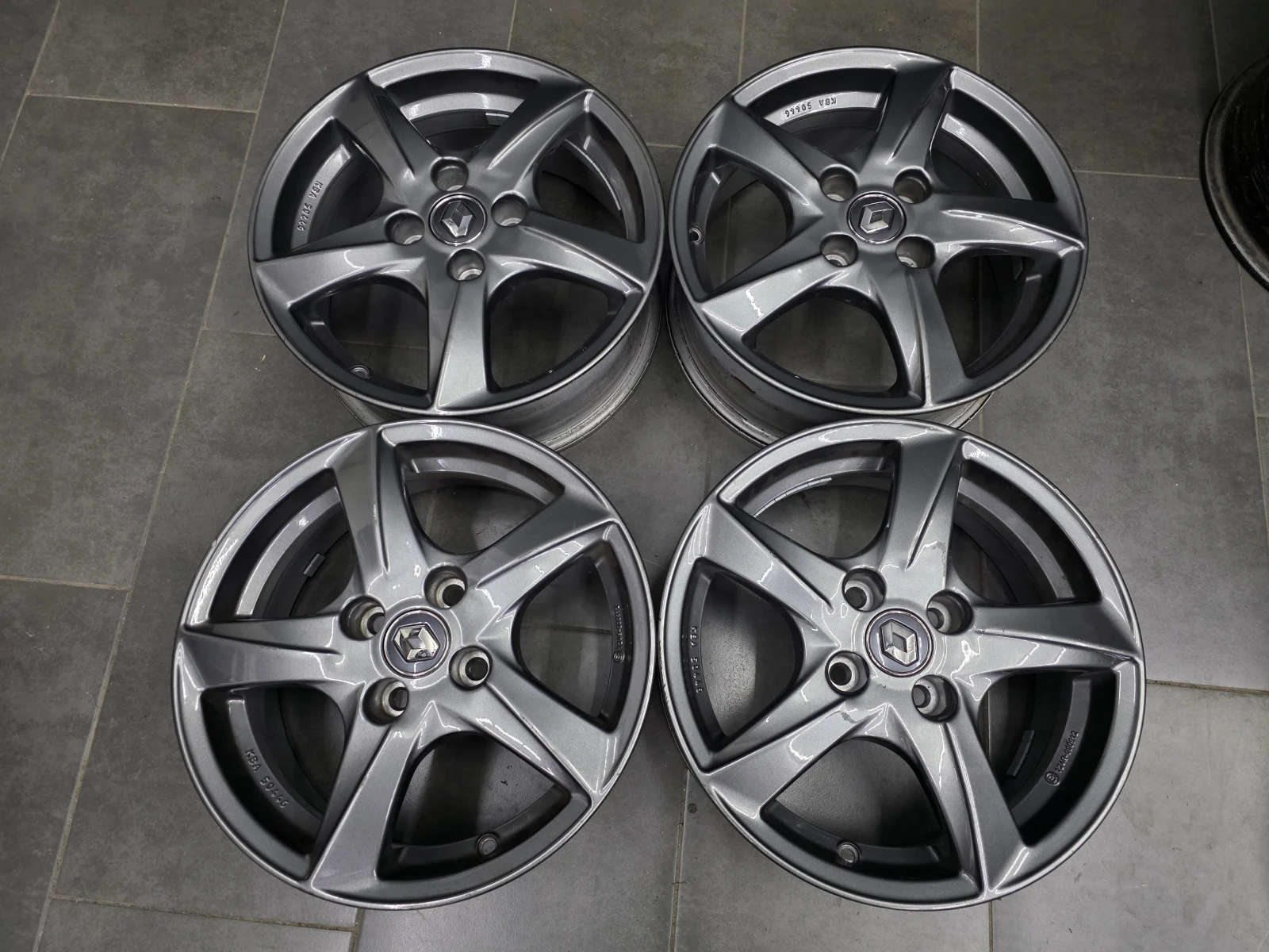 ������ | Mobile.bg � ����������� 3