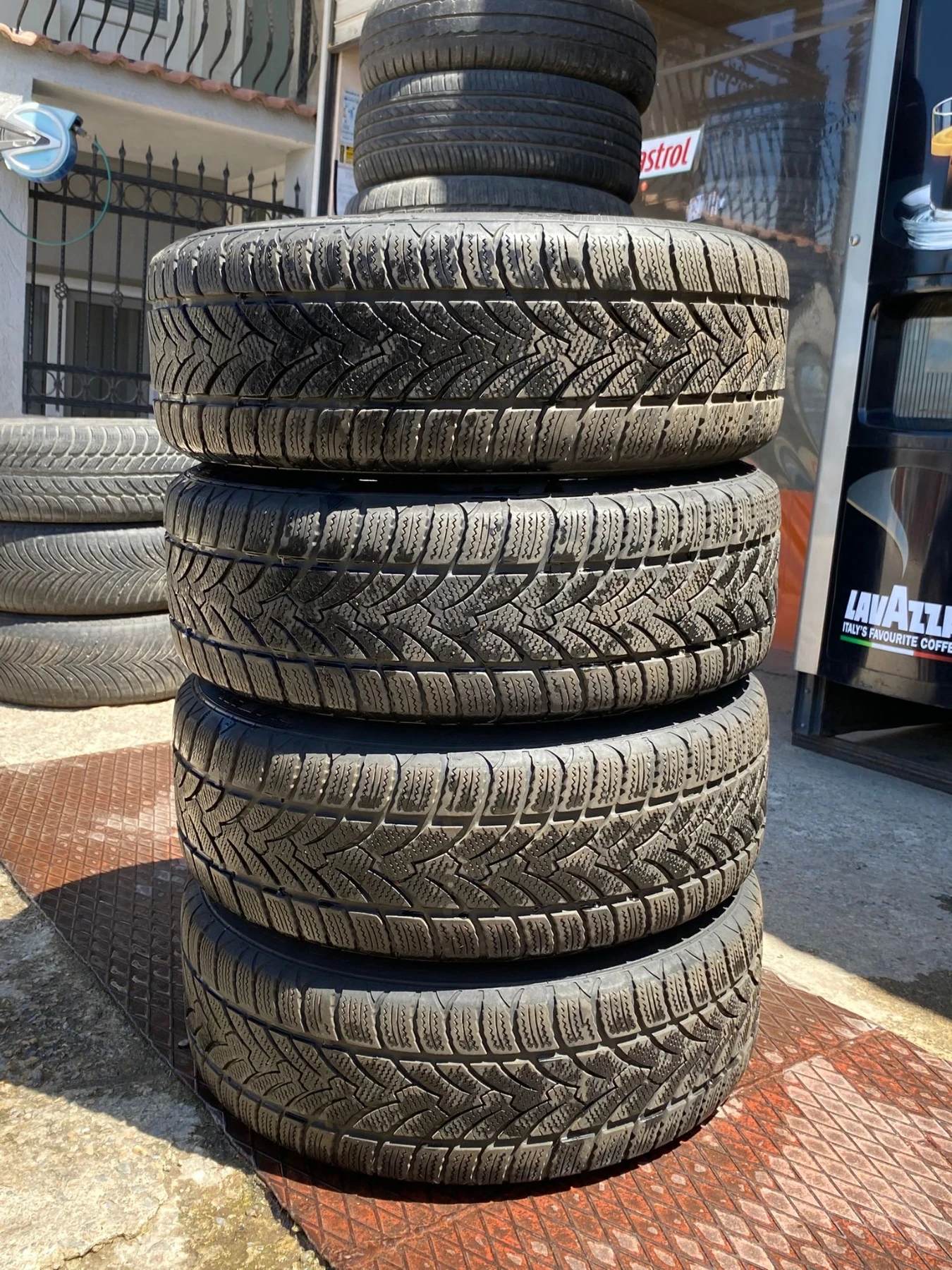 ���� � ������ 205/55R16 | Mobile.bg � ����������� 4