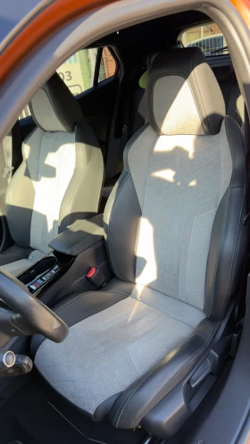 Peugeot 2008 GT, снимка 9