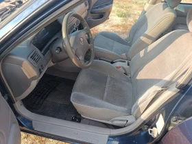 Toyota Corolla 1.4i 16V, снимка 7