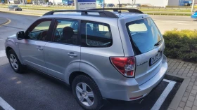 Subaru Forester 2.0 AT 2009, снимка 7