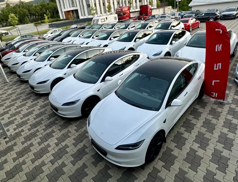 Tesla Model S PLAID-1020 k.с., снимка 17 - Автомобили и джипове - 41039599