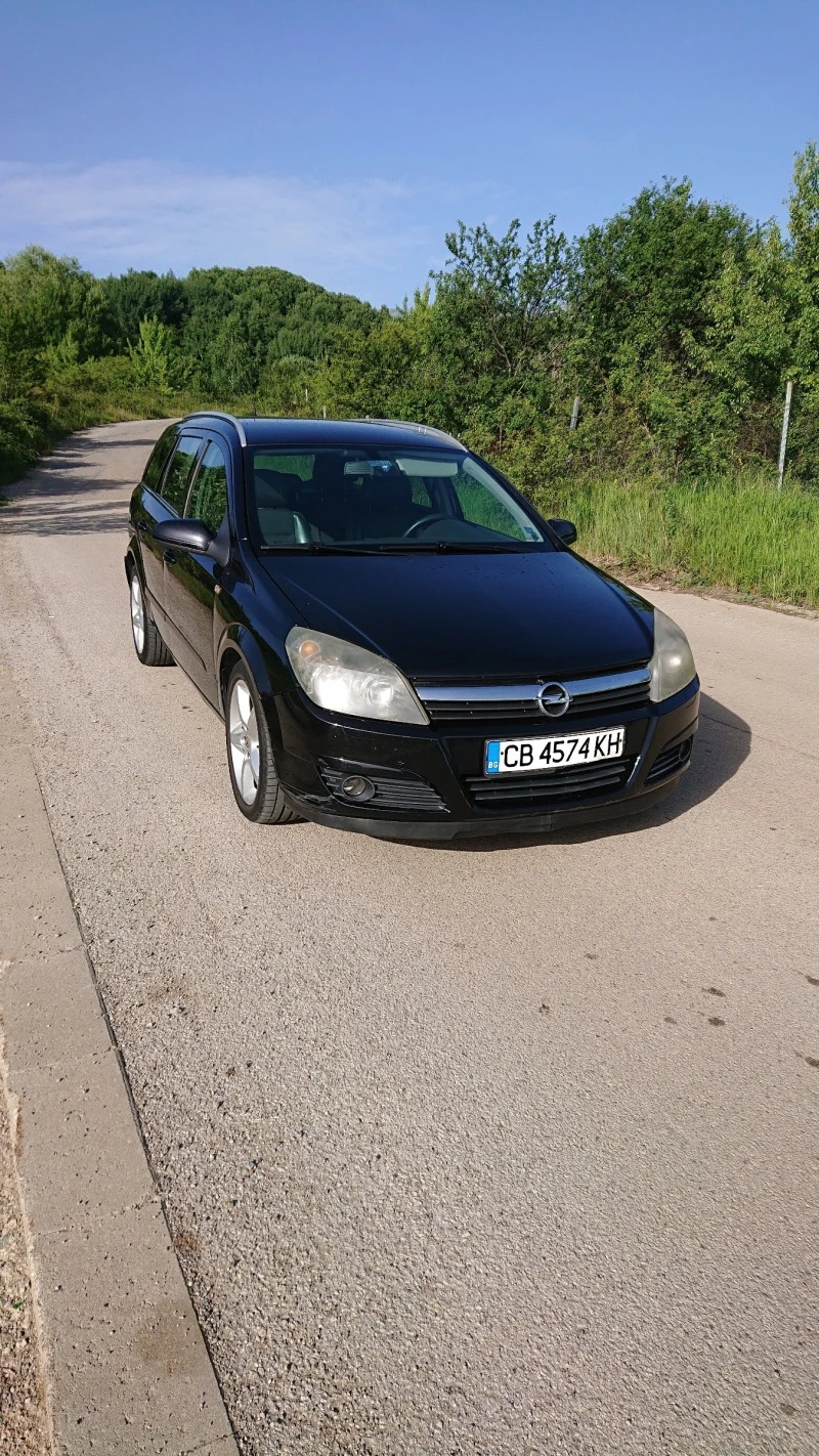 Opel Astra 1.9 CDTI Cosmo 6 ск., снимка 1 - Автомобили и джипове - 47675420