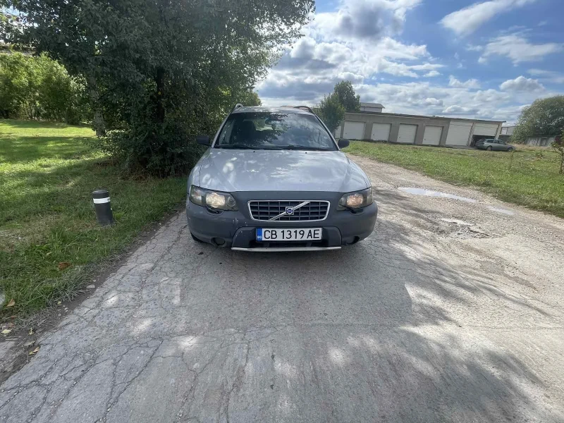 Volvo Xc70 2.4D5 Ръчка, снимка 4 - Автомобили и джипове - 47306336