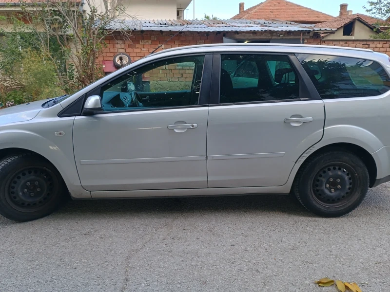 Ford Focus 1.6tdci 90к.с, снимка 4 - Автомобили и джипове - 47466532