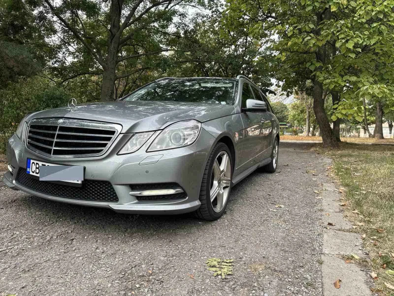 Mercedes-Benz E 500, снимка 5 - Автомобили и джипове - 47757505