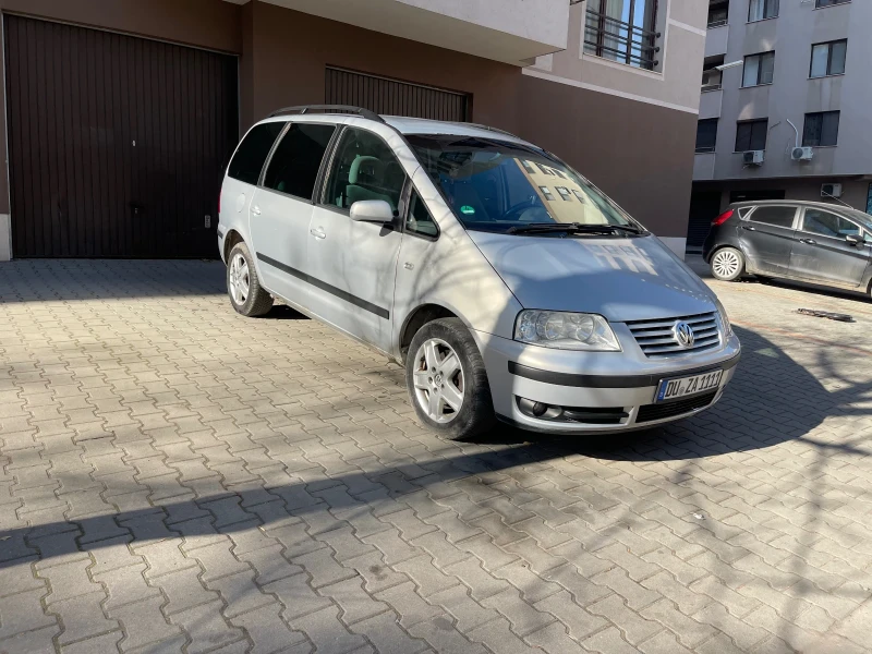 VW Sharan, снимка 2 - Автомобили и джипове - 48614427