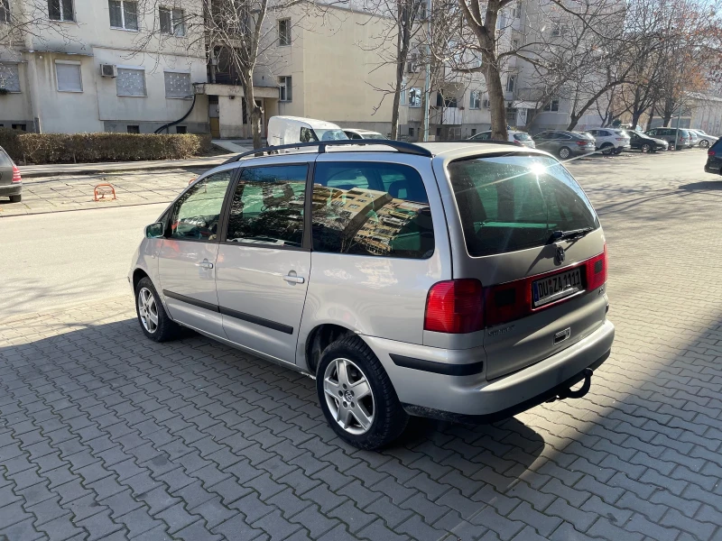 VW Sharan, снимка 3 - Автомобили и джипове - 48614427