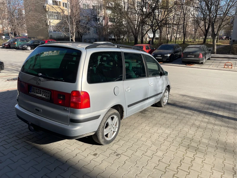 VW Sharan, снимка 4 - Автомобили и джипове - 48614427