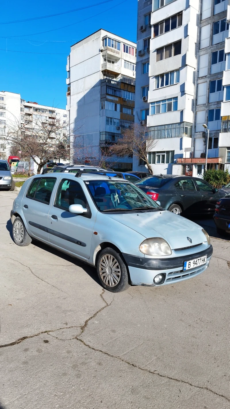 Renault Clio, снимка 2 - Автомобили и джипове - 48641586