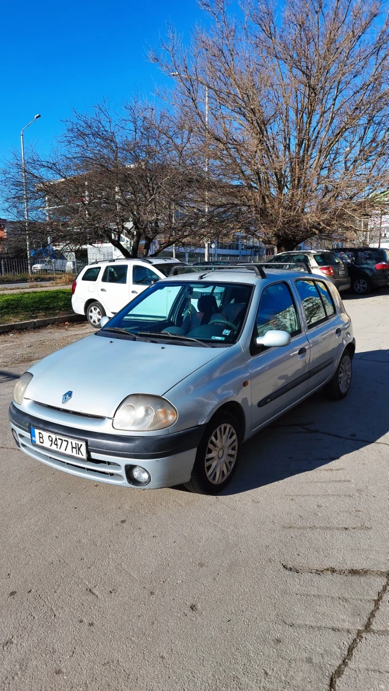 Renault Clio, снимка 1 - Автомобили и джипове - 48641586