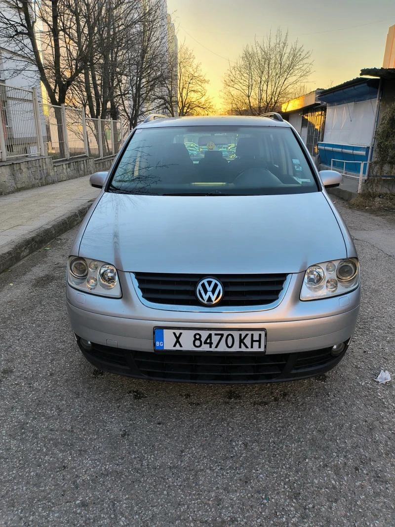 VW Touran, снимка 1 - Автомобили и джипове - 49426567