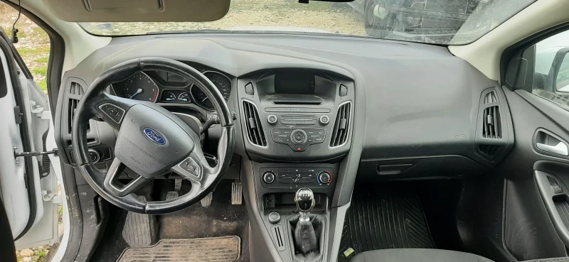 Ford Focus 1.5hdi, снимка 6 - Автомобили и джипове - 49597147