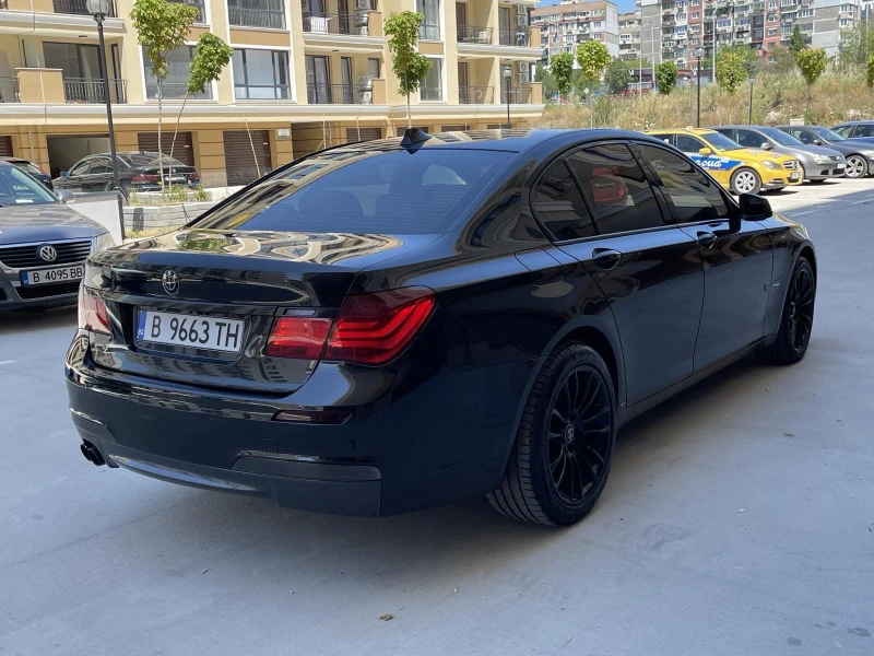 BMW 730 М-Пакет 3.0D, снимка 4 - Автомобили и джипове - 51386594