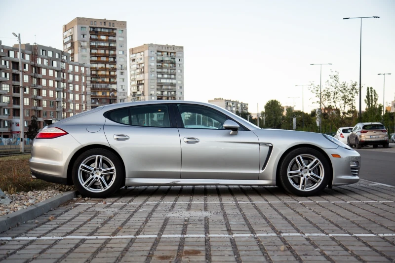 Porsche Panamera 4, снимка 5 - Автомобили и джипове - 51635108