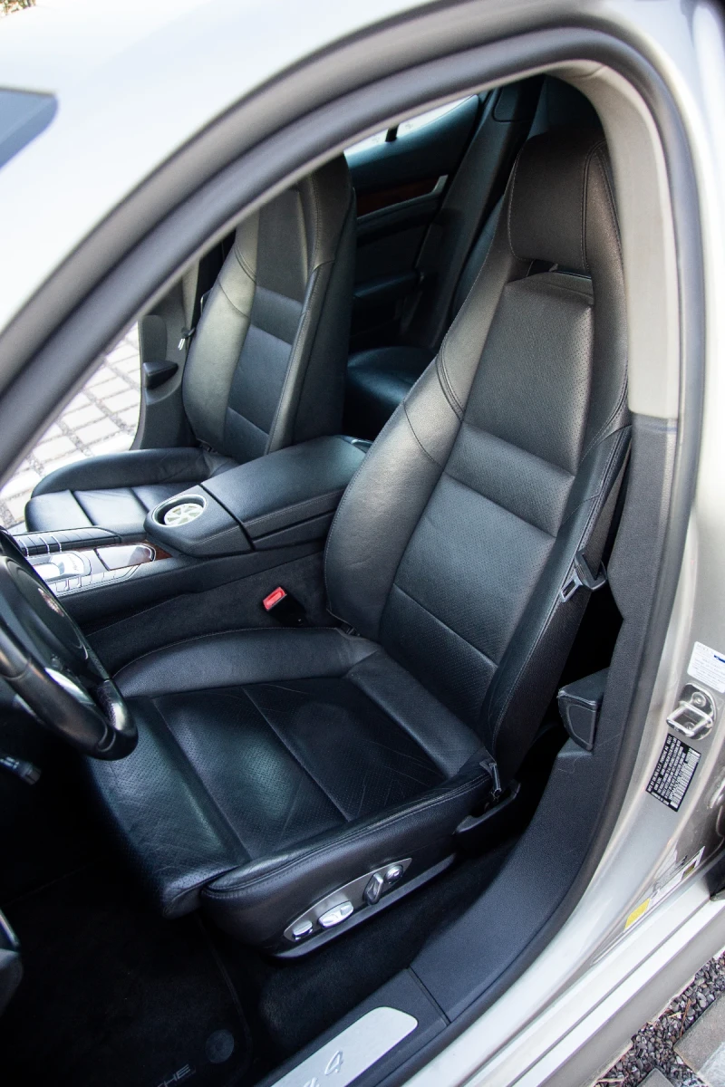 Porsche Panamera 4, снимка 9 - Автомобили и джипове - 51635108