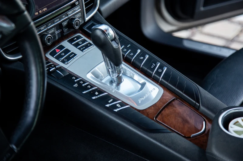 Porsche Panamera 4, снимка 12 - Автомобили и джипове - 51635108
