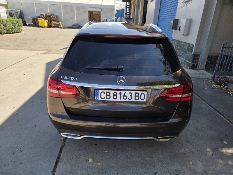 Mercedes-Benz C 220, снимка 4 - Автомобили и джипове - 51914814