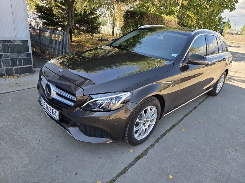 Mercedes-Benz C 220, снимка 3 - Автомобили и джипове - 51914814