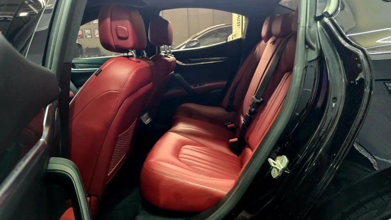 Maserati Ghibli SQ4 3.0 V6 BITURBO 4X4, Carbon, 57000реални киломе, снимка 11 - Автомобили и джипове - 51955865