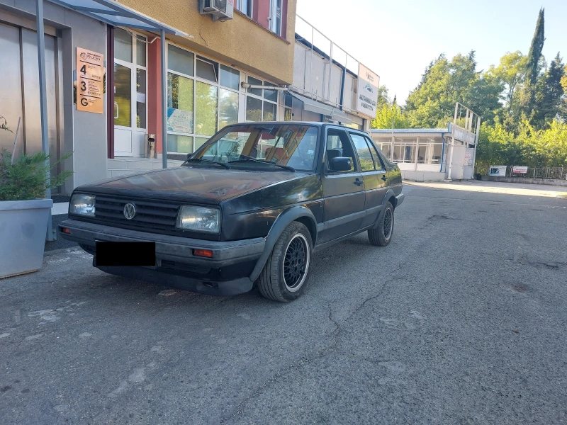 VW Jetta 1.8 16V Style, снимка 2 - Автомобили и джипове - 52421026