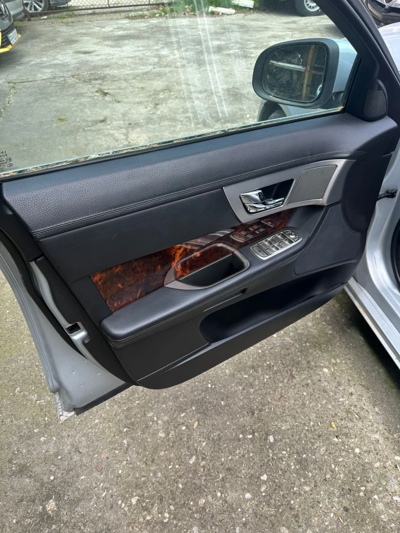 Jaguar Xf 2&#39;7, снимка 13 - Автомобили и джипове - 52136570