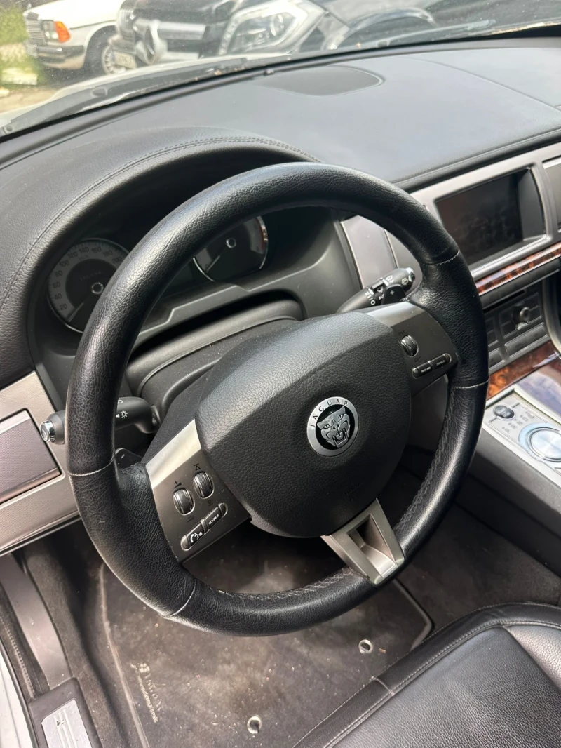 Jaguar Xf 2&#39;7, снимка 9 - Автомобили и джипове - 52136570